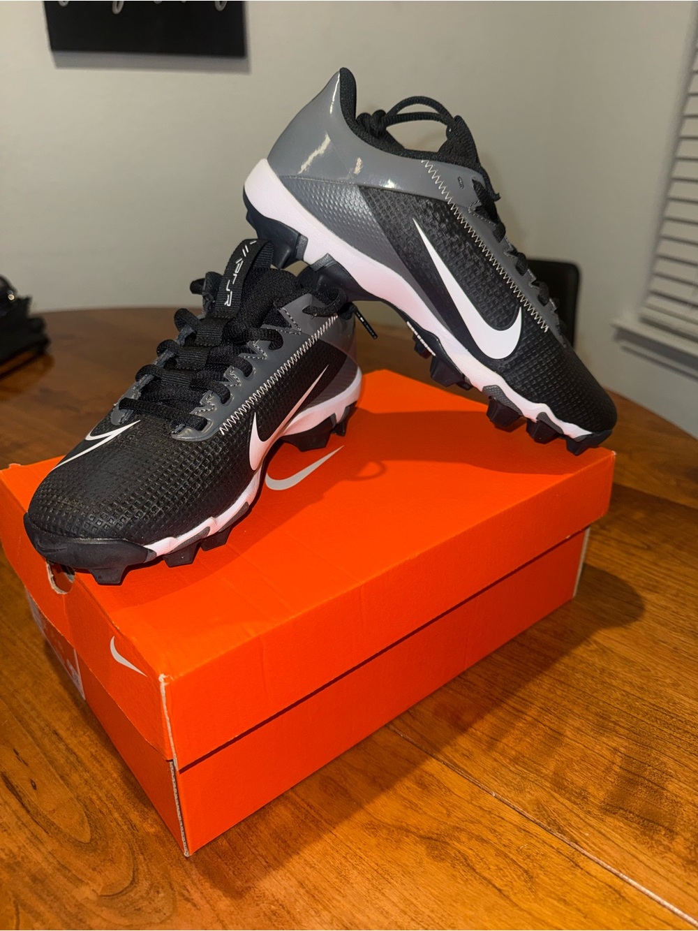 Nike Kids Black, Gray and White Soccer Cleats